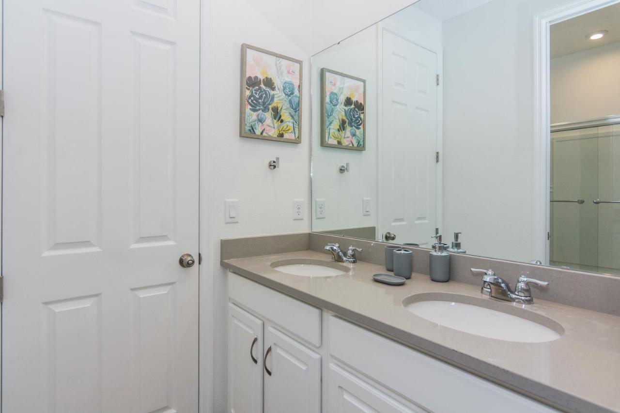 Brand New 9 Bedrooms House With Private Pool, Star Wars Game Room, Theme Rooms And Lake View Sa2145 Kissimmee Exterior foto
