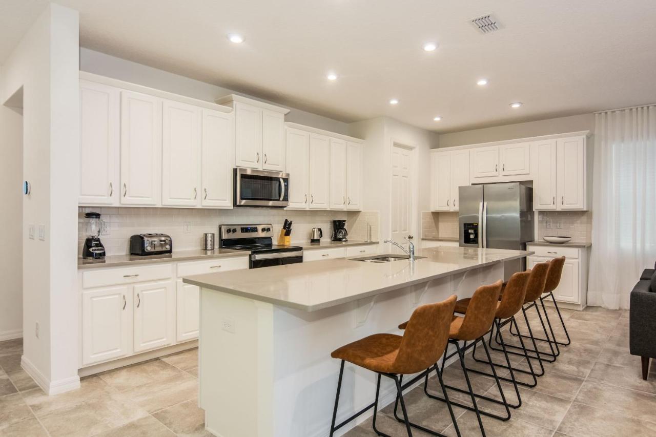 Brand New 9 Bedrooms House With Private Pool, Star Wars Game Room, Theme Rooms And Lake View Sa2145 Kissimmee Exterior foto